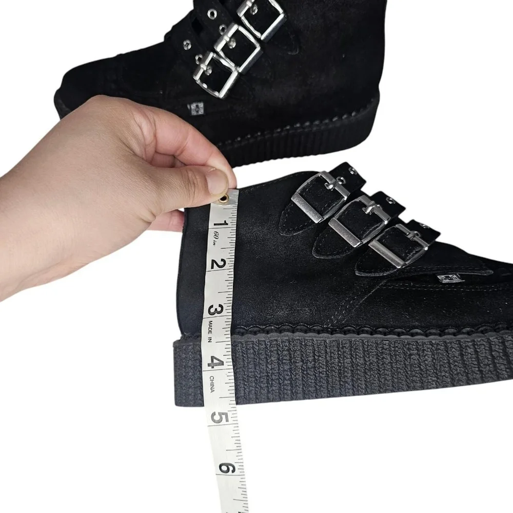 T.U.K Suede Leather Pointed 3-Buckle 80s Style Creeper Boot|Size 5